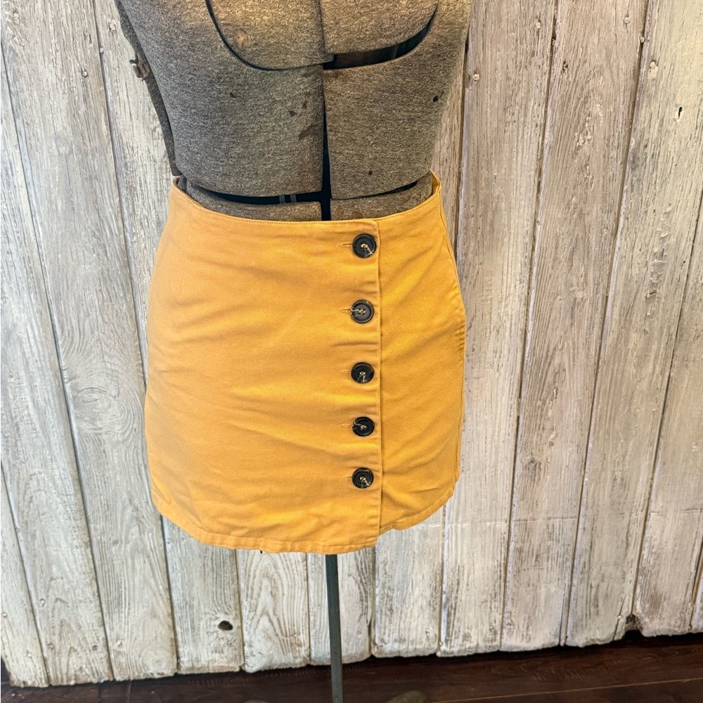 Chloe & Katie Yellow Button-Front Mini Skirt